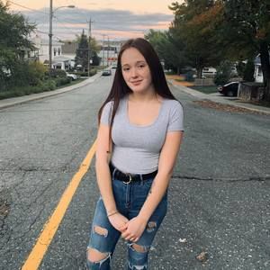 Meet your Posher, Anaïs